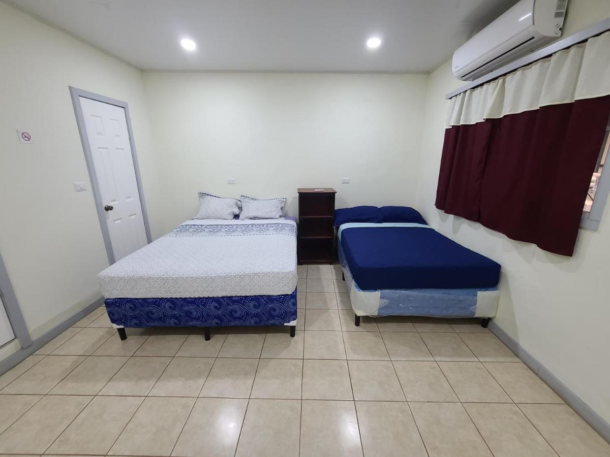 Hostal Don Luis Santa Rosa de Lima Luaran gambar