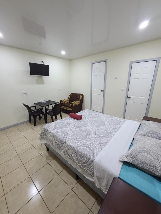 Hostal Don Luis Santa Rosa de Lima Luaran gambar